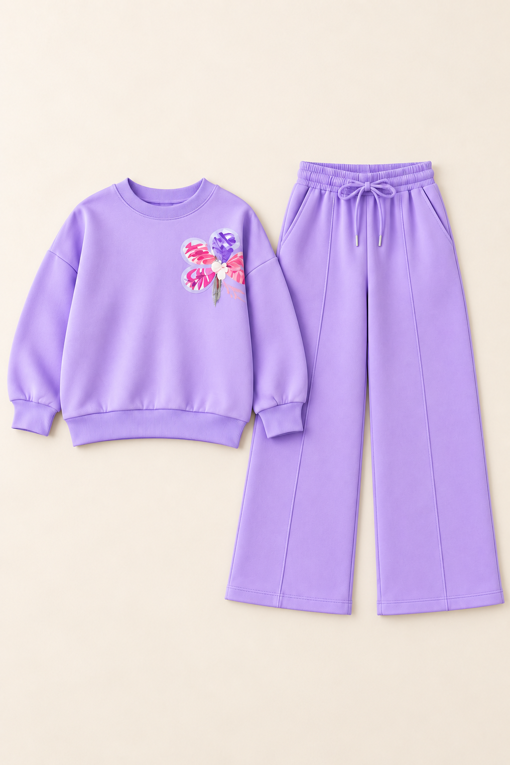 Lavendelfarbenes Mädchen-Set mit Schmetterling